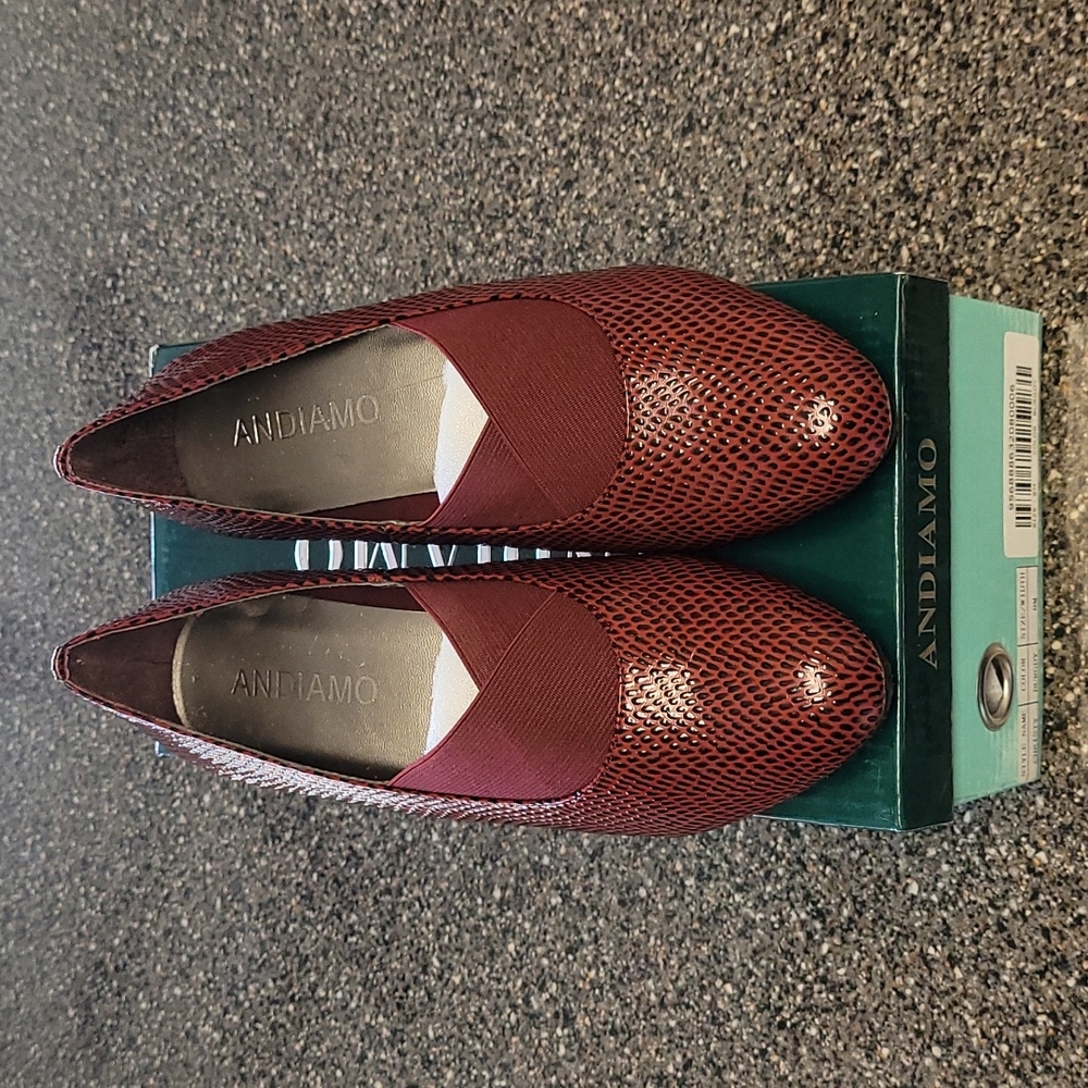 New Andiamo CHRISTY Women's Slip-On Loafers